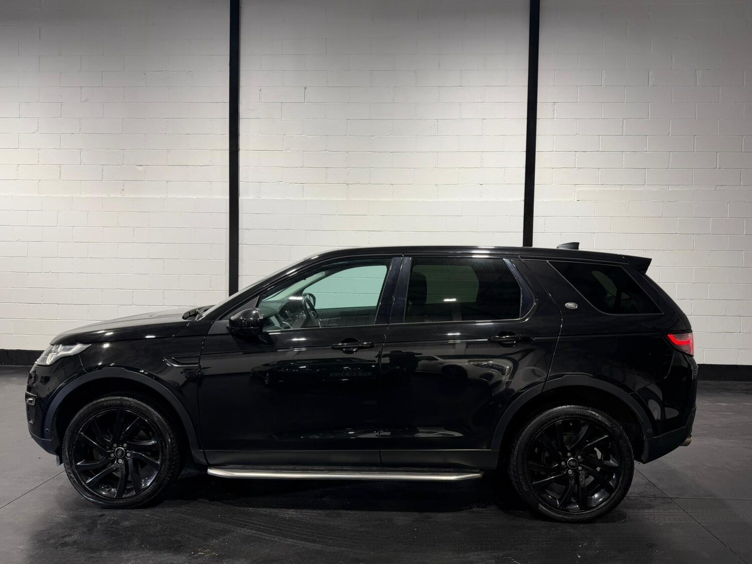 Used Land Rover Discovery Sport 2016 for sale - 77400426: Photo 14