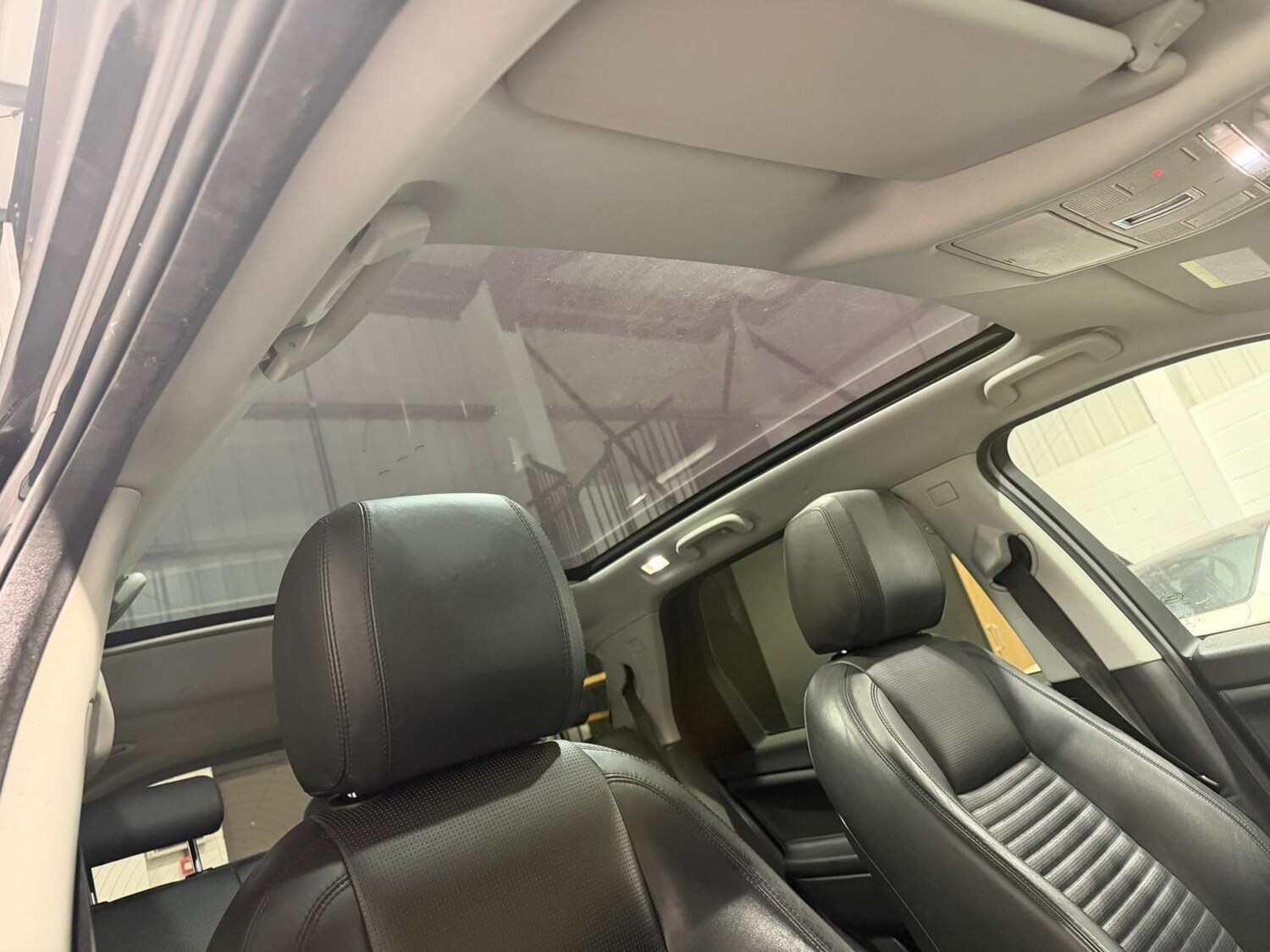 Used Land Rover Discovery Sport 2016 for sale - 77400426: Photo 23