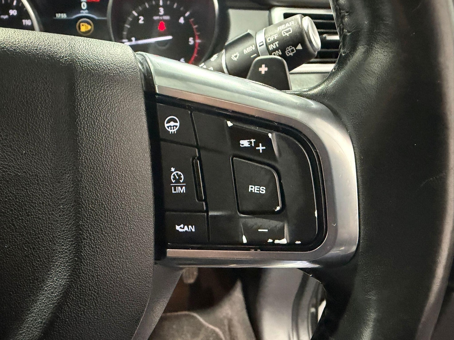 Used Land Rover Discovery Sport 2016 for sale - 77400426: Photo 33