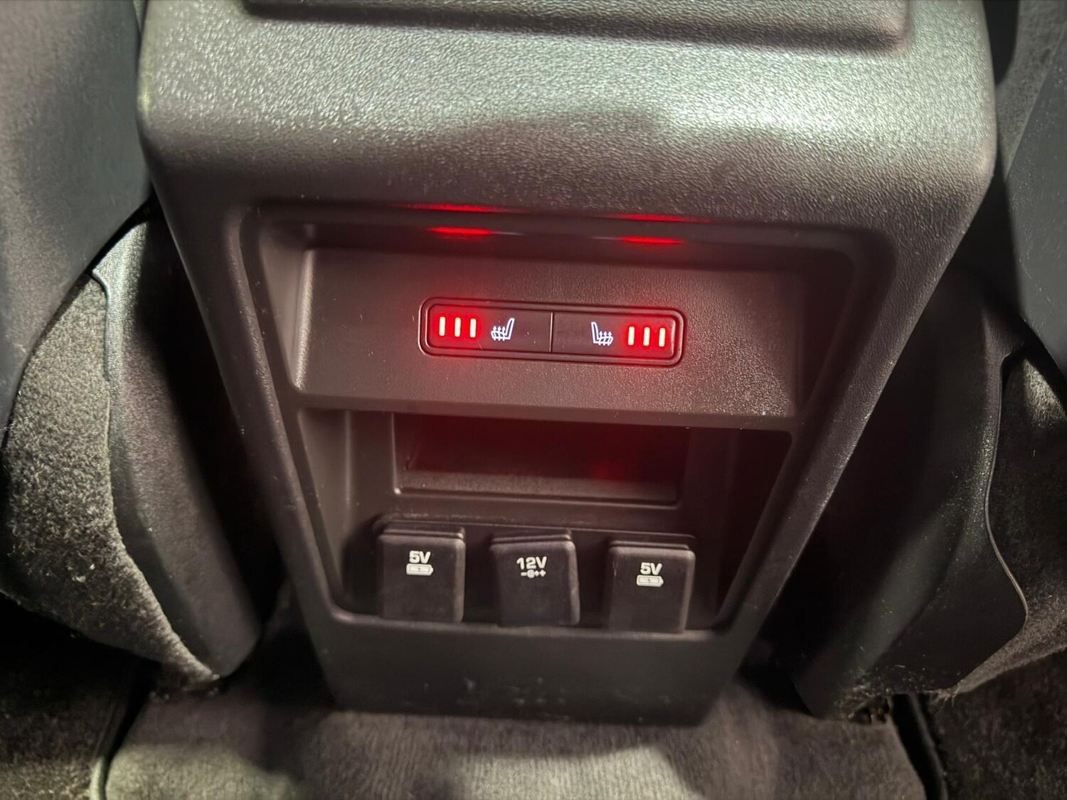 Used Land Rover Discovery Sport 2016 for sale - 77400426: Photo 41