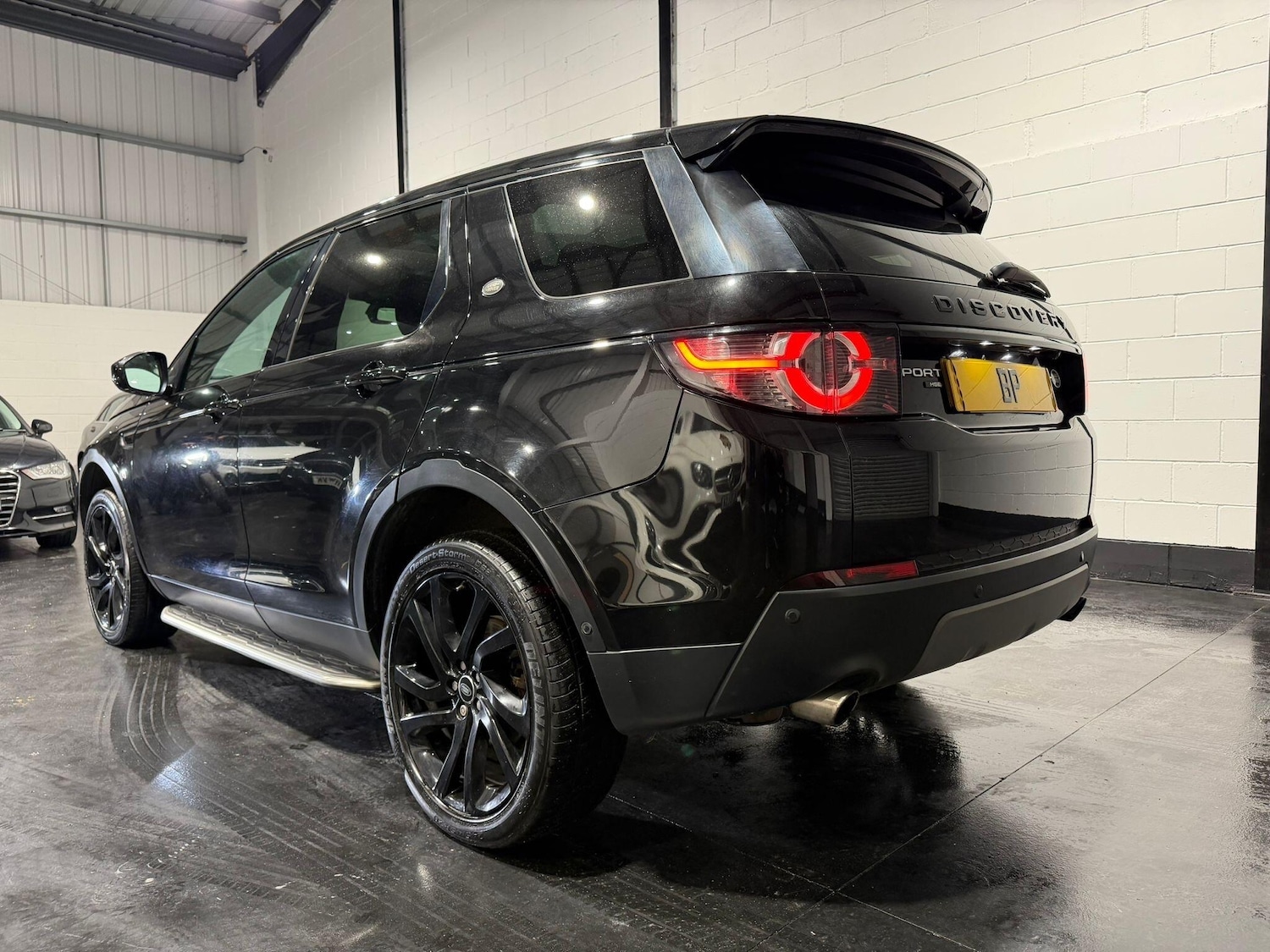 Used Land Rover Discovery Sport 2016 for sale - 77400426: Photo 5