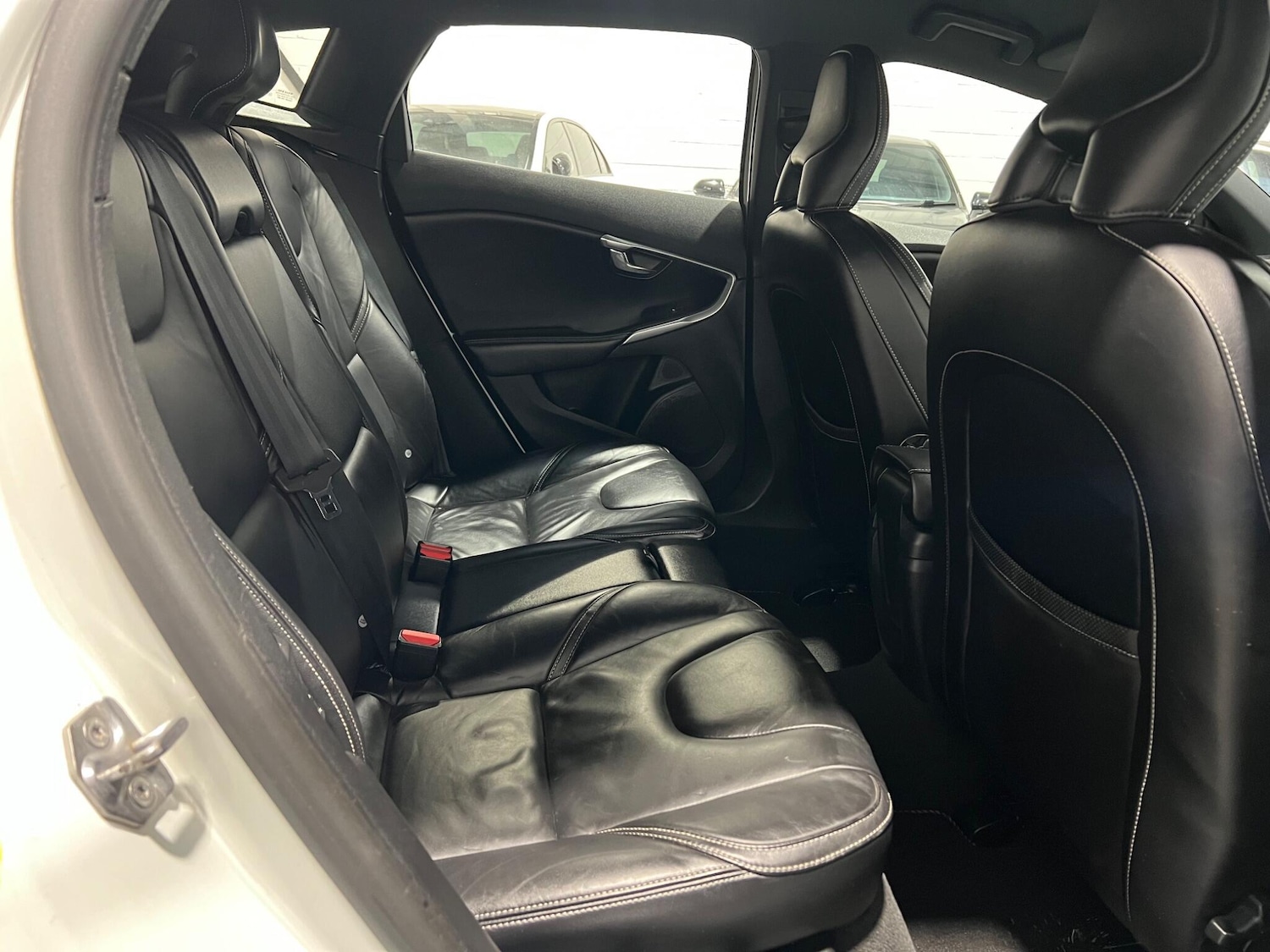 Used Volvo V40 2016 for sale - 76988567: Photo 15