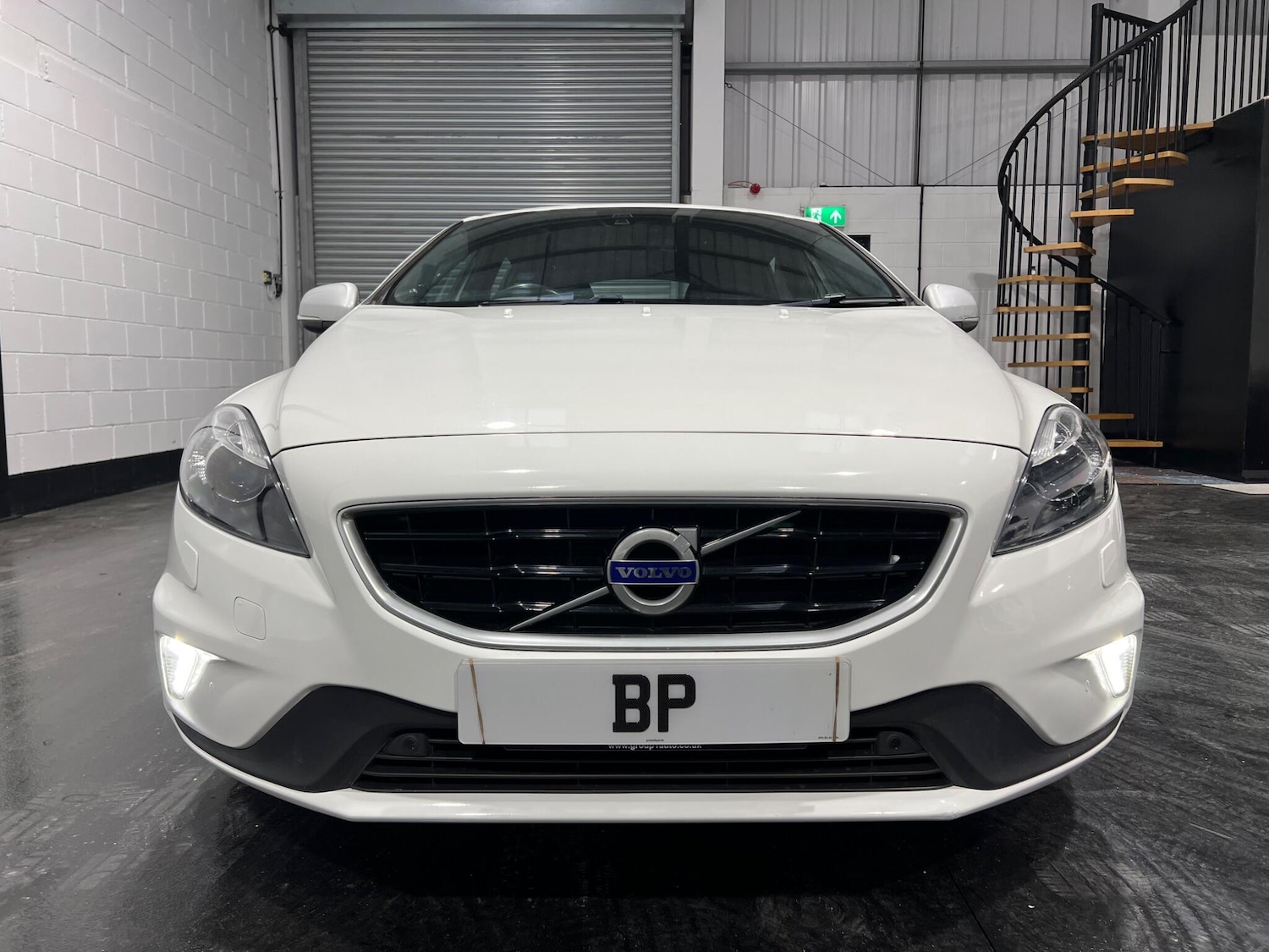 Used Volvo V40 2016 for sale - 76988567: Photo 6