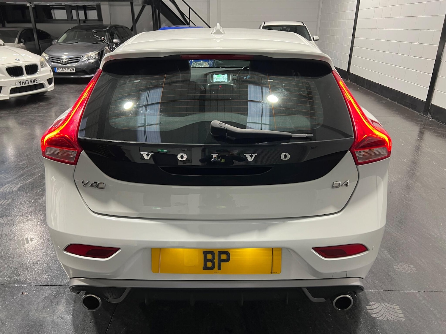 Used Volvo V40 2016 for sale - 76988567: Photo 8