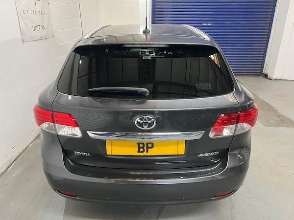 Used Toyota Avensis 2013 for sale - 74148844: Photo 10