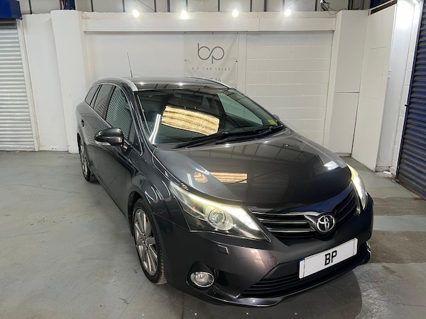 Used Toyota Avensis 2013 for sale - 74148844: Photo 1