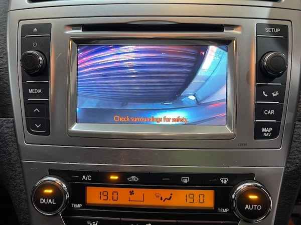 Used Toyota Avensis 2013 for sale - 74148844: Photo 32