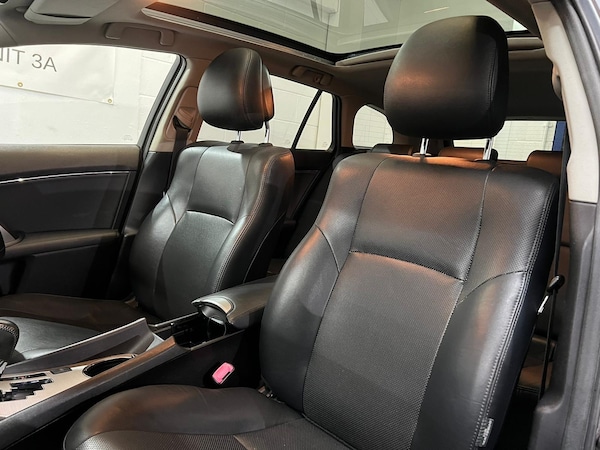 Used Toyota Avensis 2013 for sale - 74148844: Photo 39