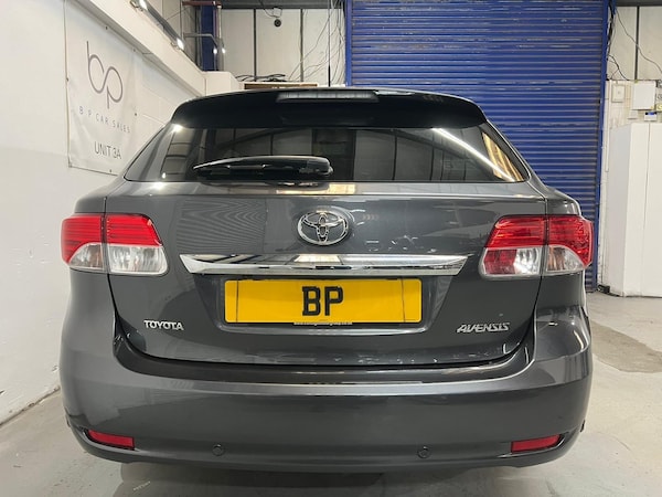 Used Toyota Avensis 2013 for sale - 74148844: Photo 9