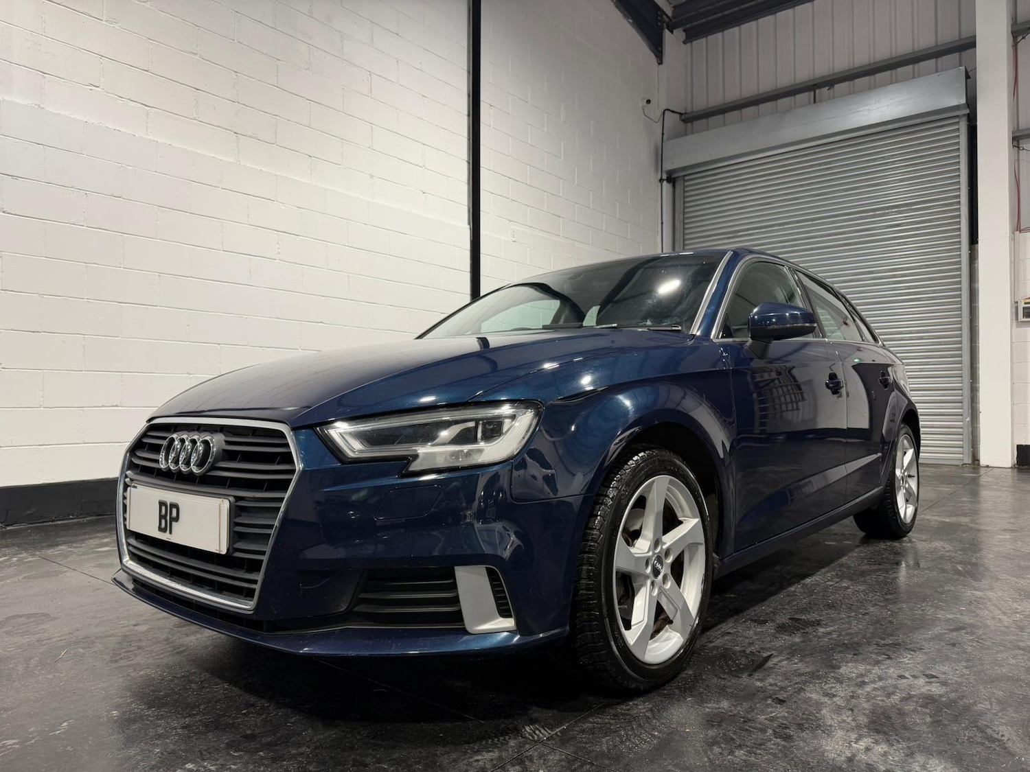 Used Audi A3 2017 for sale - 77202578: Photo 2