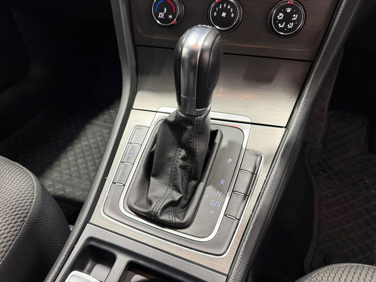 Used Volkswagen Golf 2013 for sale - 77440224: Photo 14