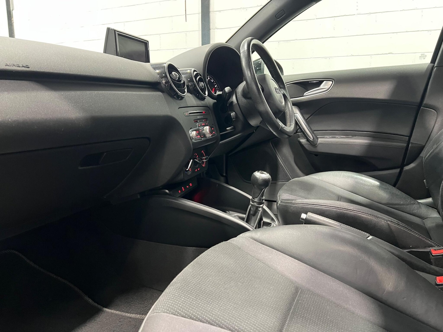 Used Audi A1 2017 for sale - 76153211: Photo 14