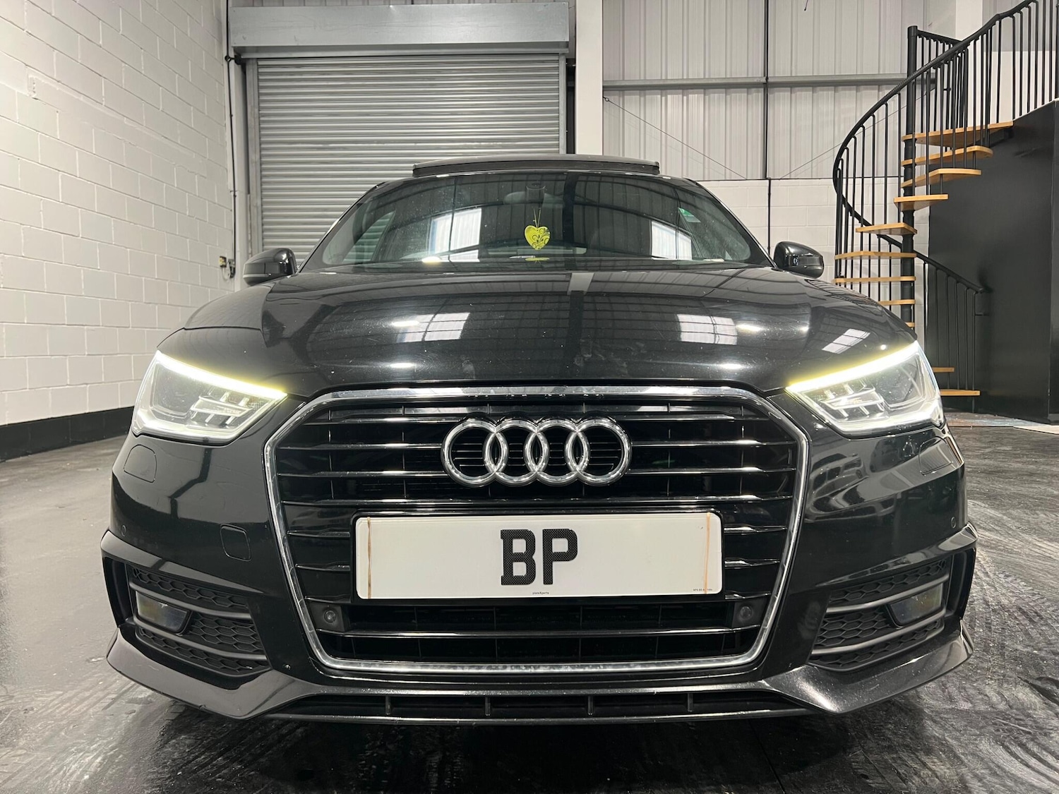 Used Audi A1 2017 for sale - 76153211: Photo 2