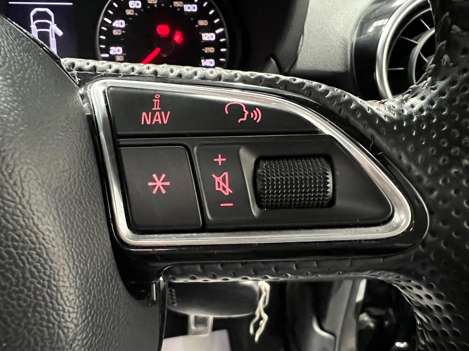 Used Audi A1 2017 for sale - 76153211: Photo 21