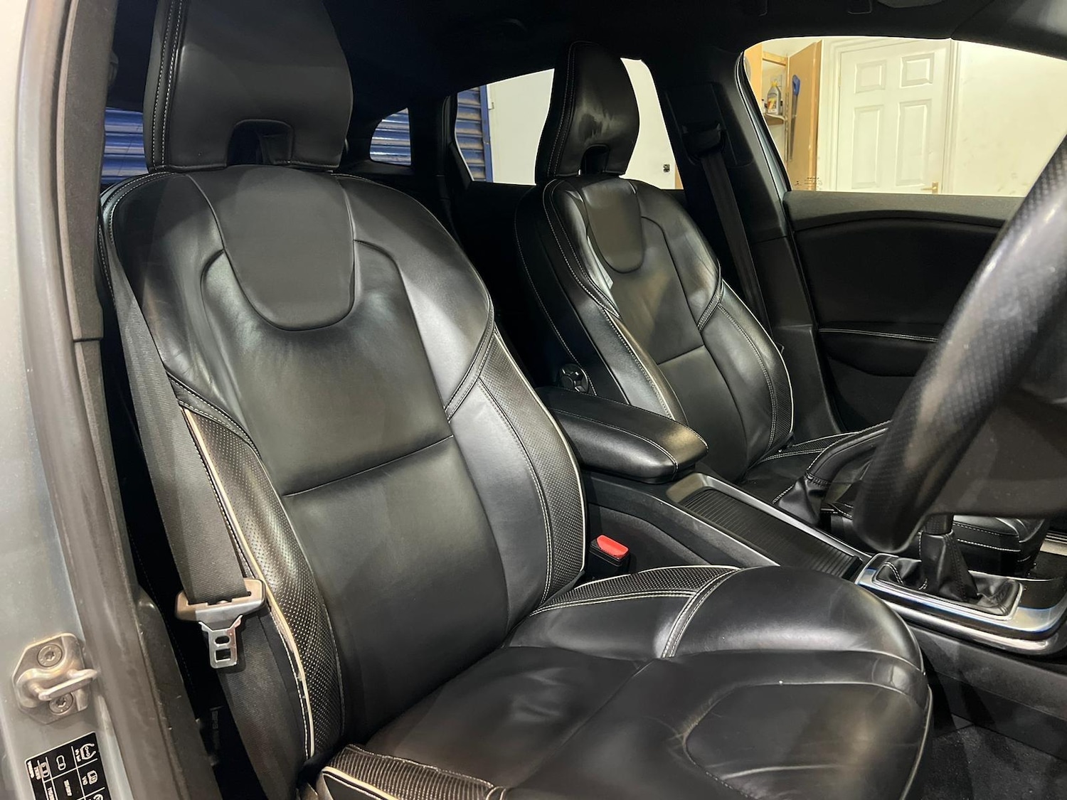 Used Volvo V40 2014 for sale - 76991421: Photo 17