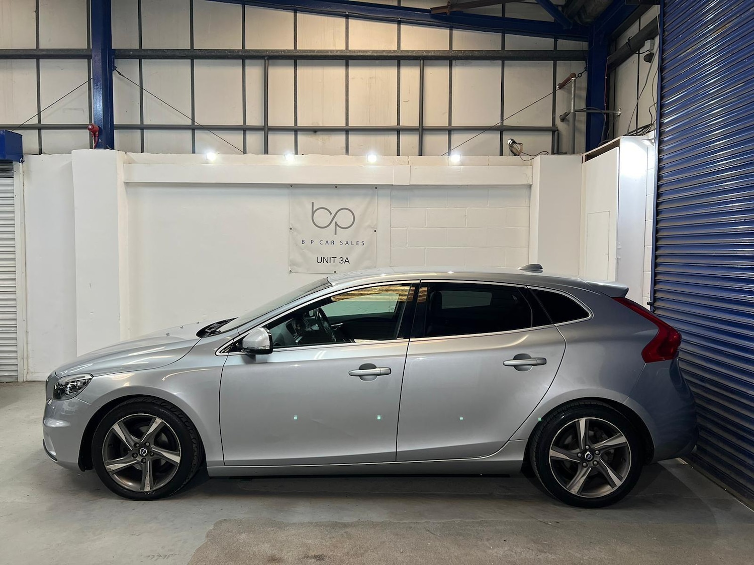 Used Volvo V40 2014 for sale - 76991421: Photo 4