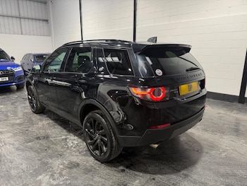 Used Land Rover Discovery Sport 2018 for sale - 77696561: Photo