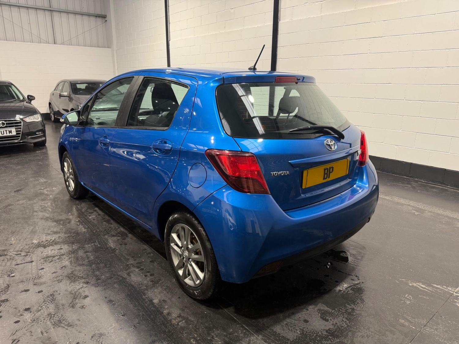 Used Toyota Yaris 2015 for sale - 77455069: Photo 8