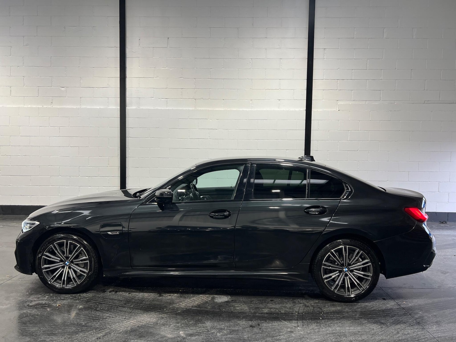 Used BMW 3 Series 2022 for sale - 77029311: Photo 9