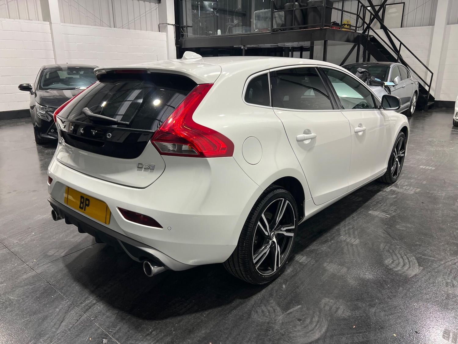 Used Volvo V40 2016 for sale - 76284003: Photo 10