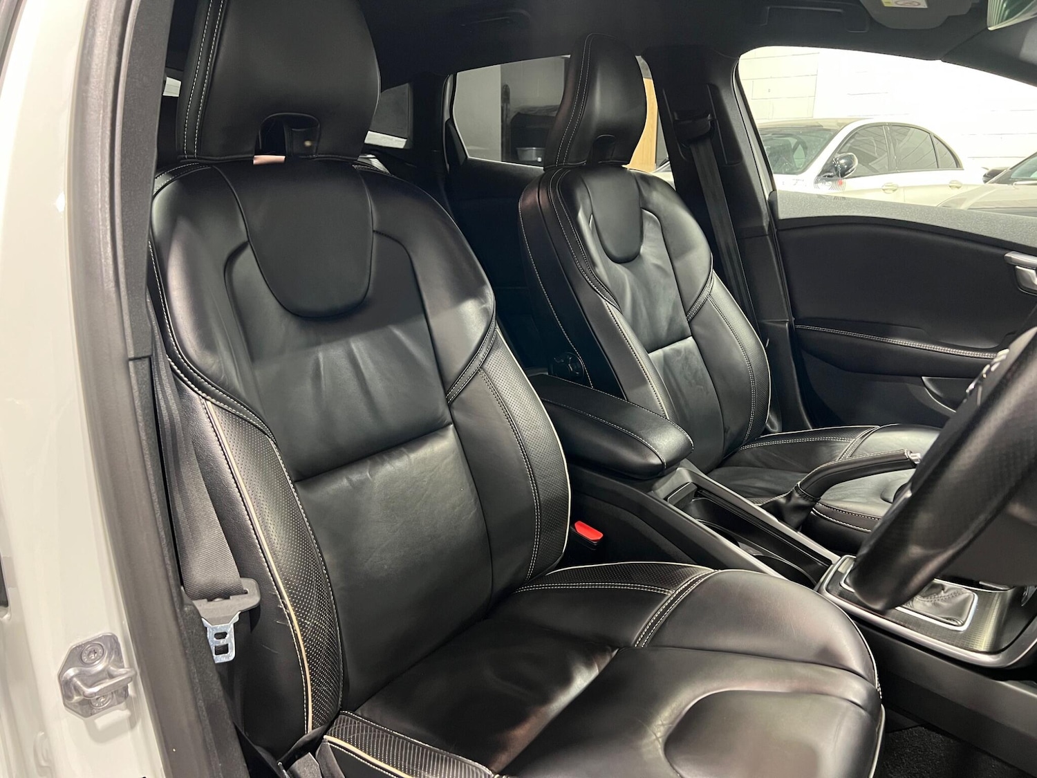 Used Volvo V40 2016 for sale - 76284003: Photo 14