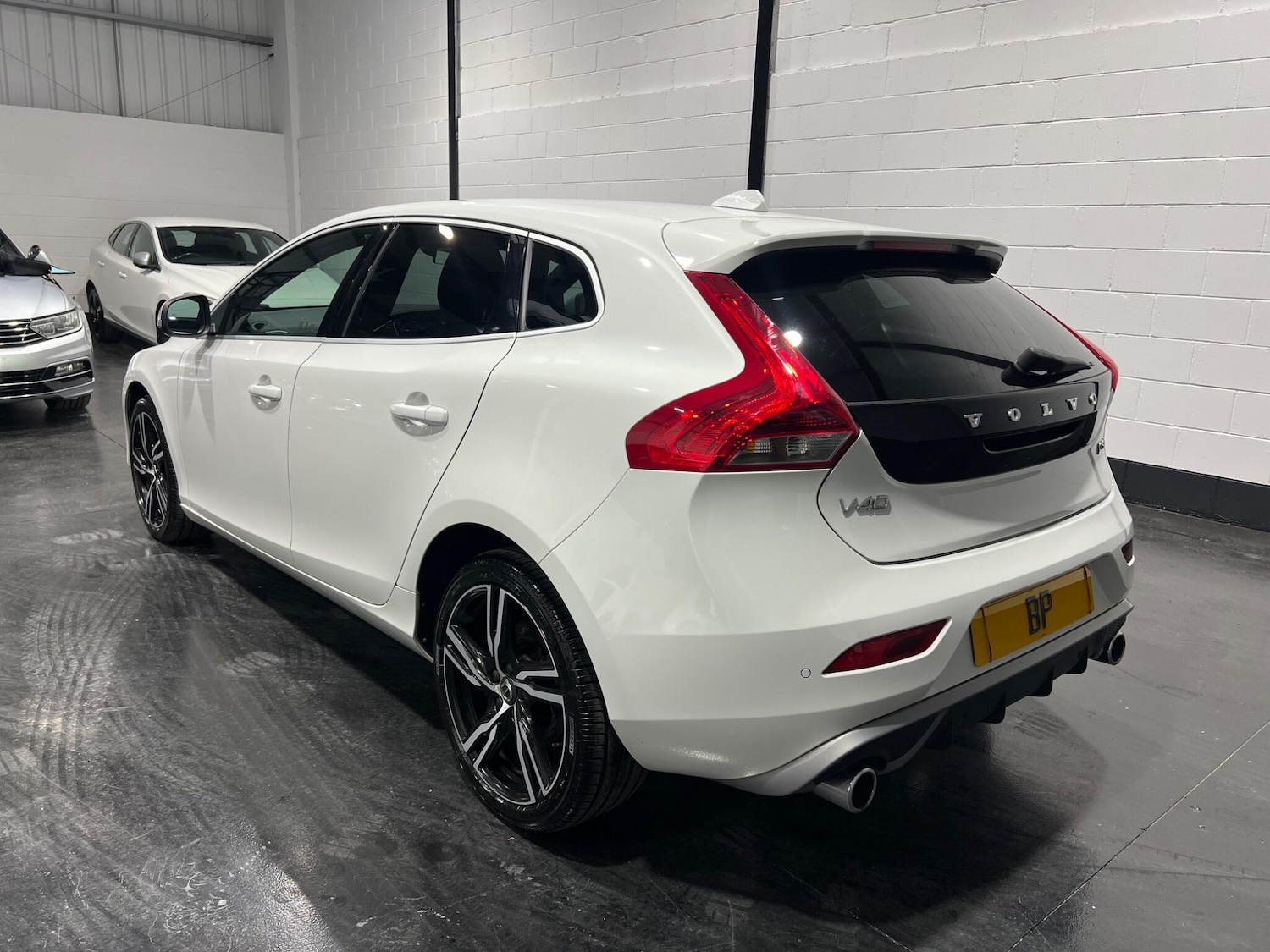 Used Volvo V40 2016 for sale - 76284003: Photo 4