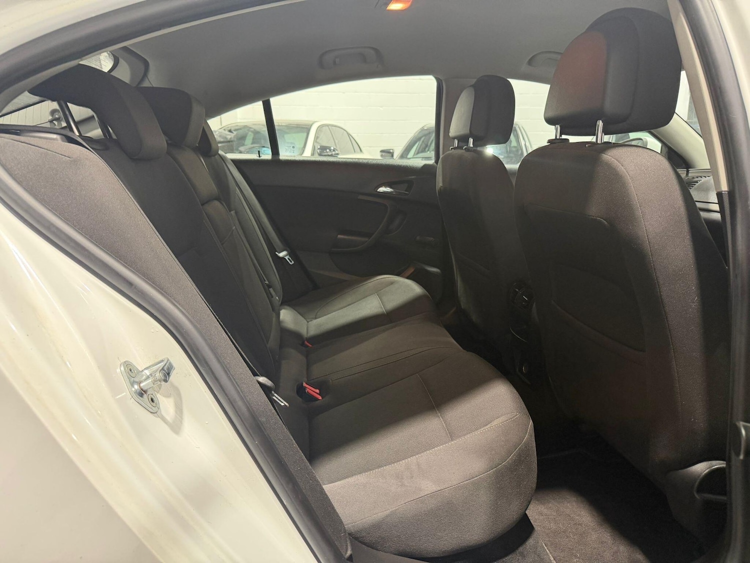 Used Vauxhall Insignia 2011 for sale - 77670356: Photo 16