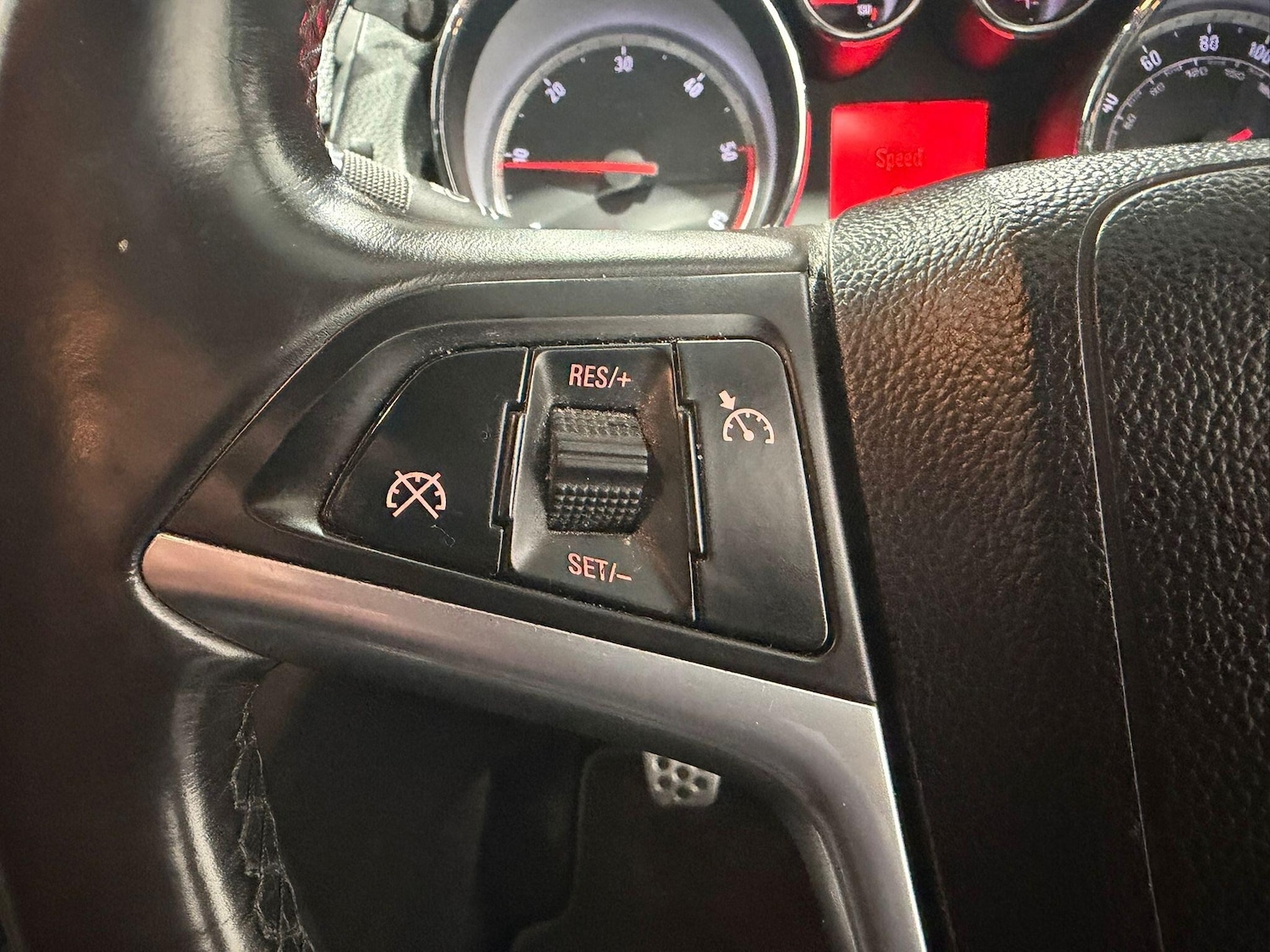 Used Vauxhall Insignia 2011 for sale - 77670356: Photo 17