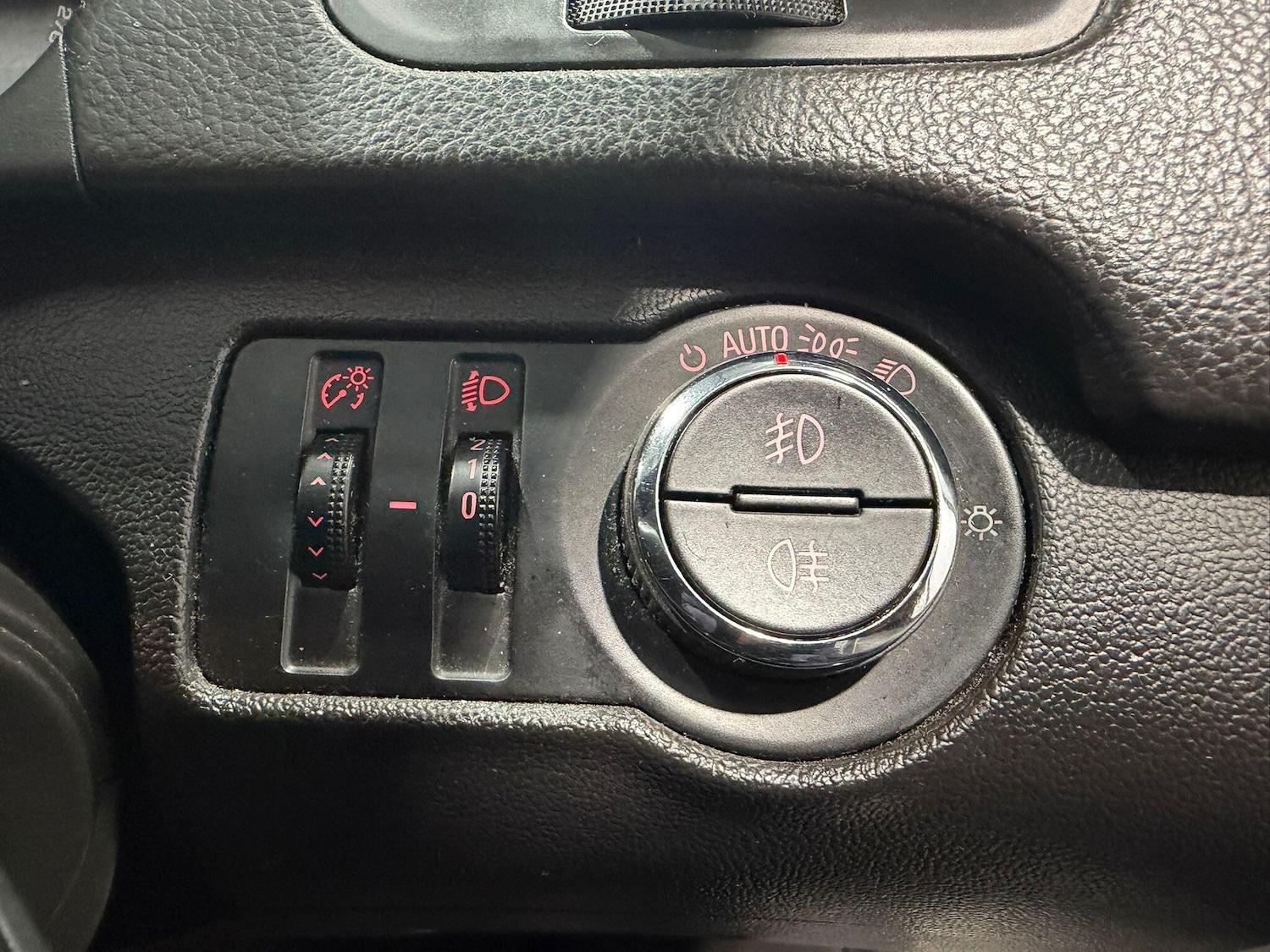 Used Vauxhall Insignia 2011 for sale - 77670356: Photo 19