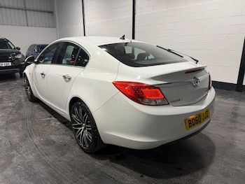 Used Vauxhall Insignia 2011 for sale - 77670356: Photo