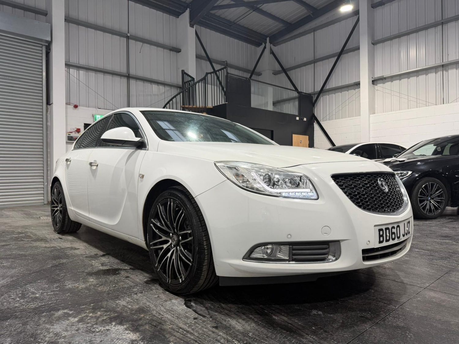 Used Vauxhall Insignia 2011 for sale - 77670356: Photo 5