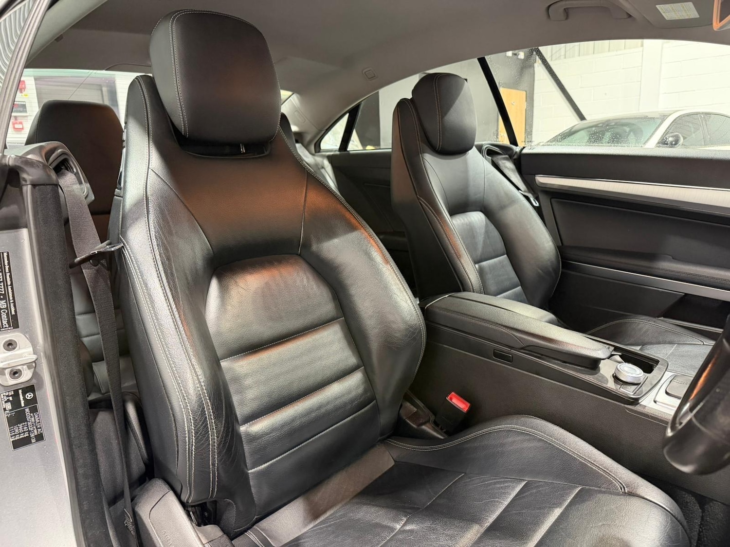 Used Mercedes-Benz E Class 2011 for sale - 77523863: Photo 15