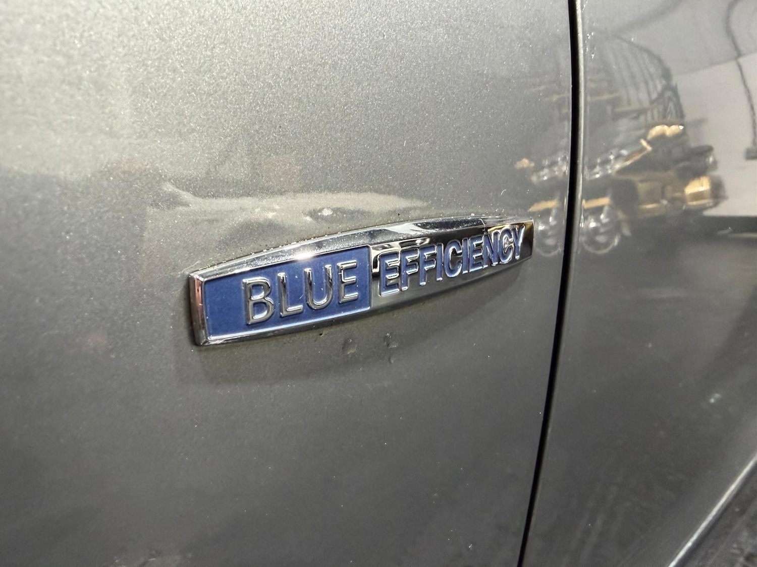 Used Mercedes-Benz E Class 2011 for sale - 77523863: Photo 36