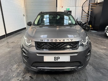 Used Land Rover Discovery Sport 2017 for sale - 78220306: Photo