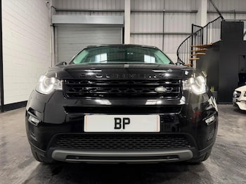 Used Land Rover Discovery Sport 2018 for sale - 79336613: Photo