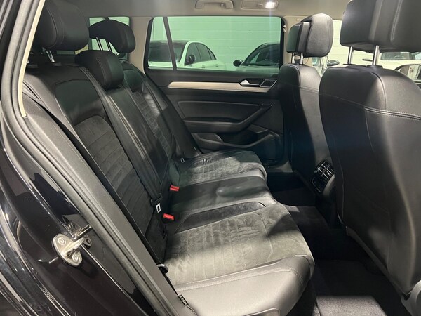 Used Volkswagen Passat 2017 for sale - 76283668: Photo 16