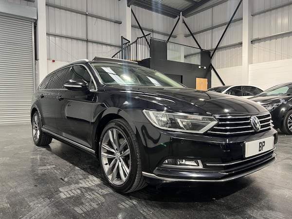 Used Volkswagen Passat 2017 for sale - 76283668: Photo 1