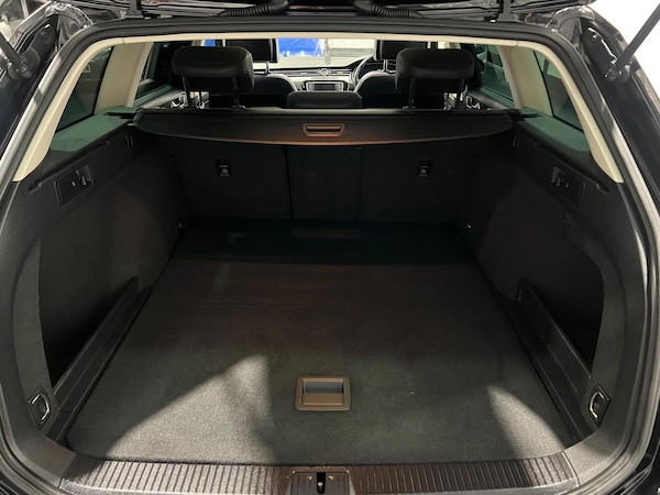 Used Volkswagen Passat 2017 for sale - 76283668: Photo 28