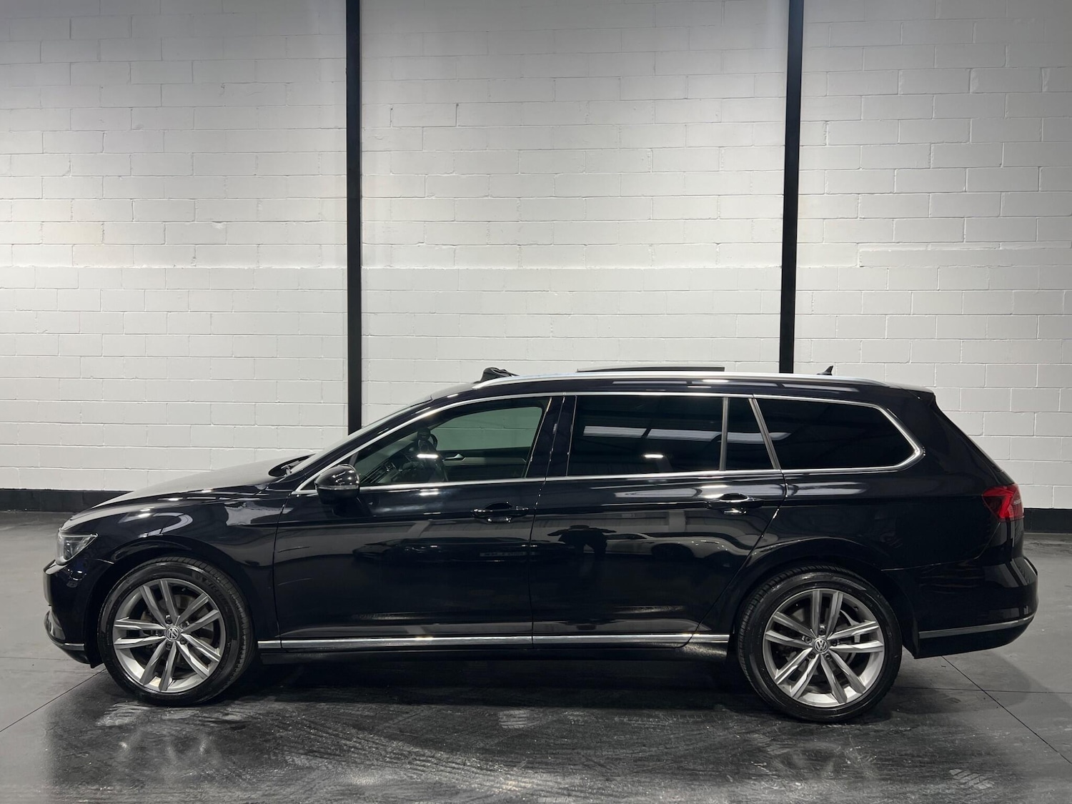 Used Volkswagen Passat 2017 for sale - 76283668: Photo 8