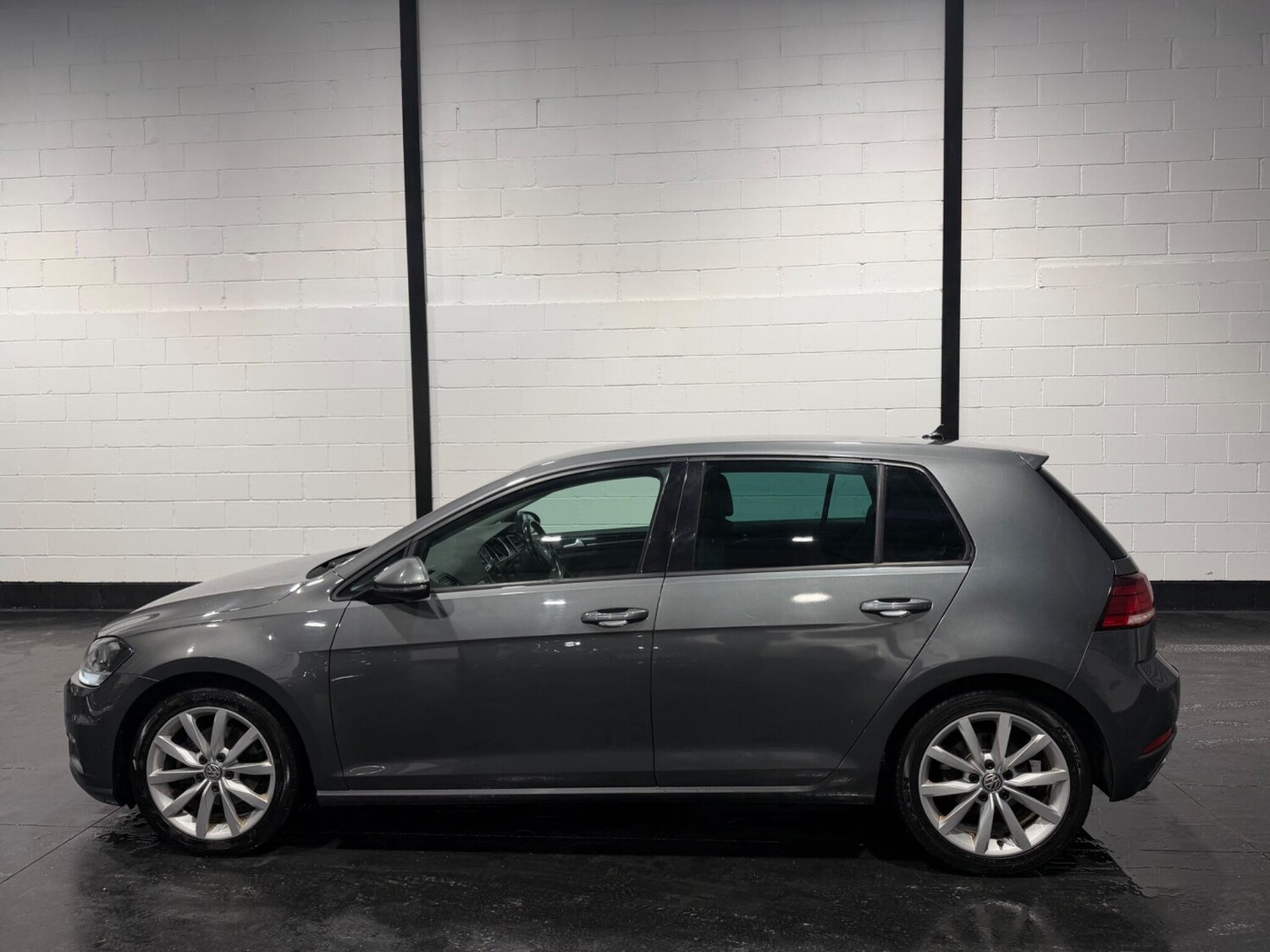 Used Volkswagen Golf for sale - 77454853: Photo 9