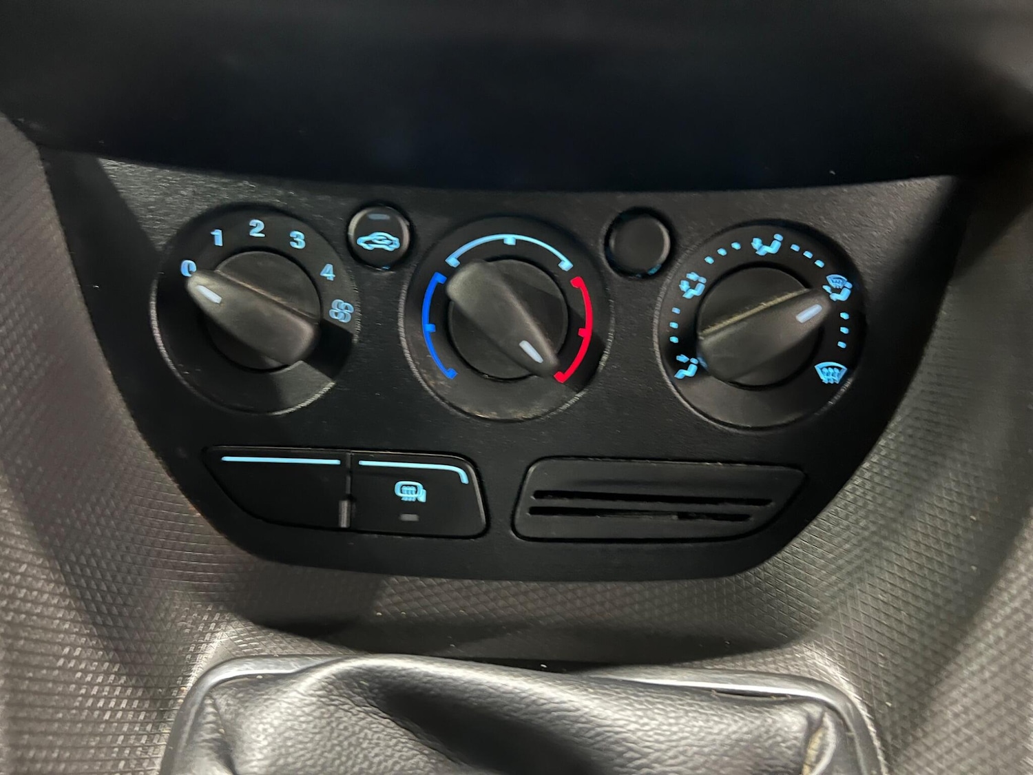 Used Ford Transit Connect 2017 for sale - 76389193: Photo 11