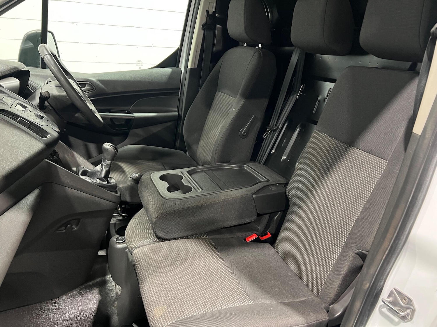 Used Ford Transit Connect 2017 for sale - 76389193: Photo 18