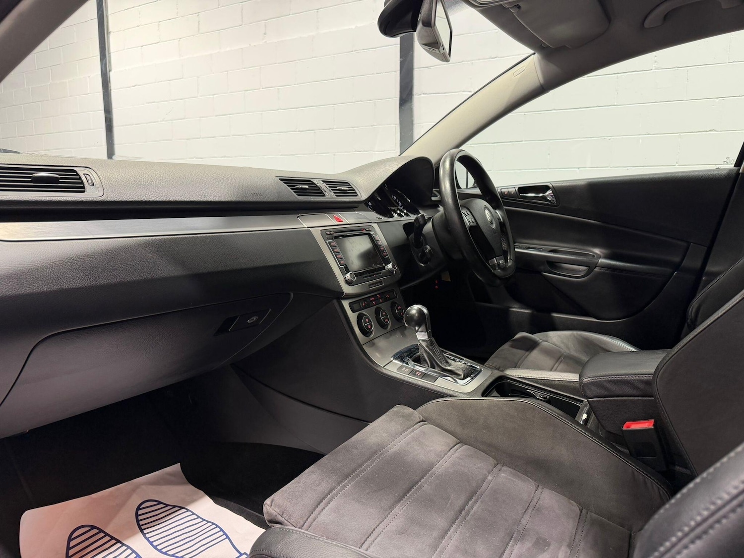 Used Volkswagen Passat for sale - 77441349: Photo 35