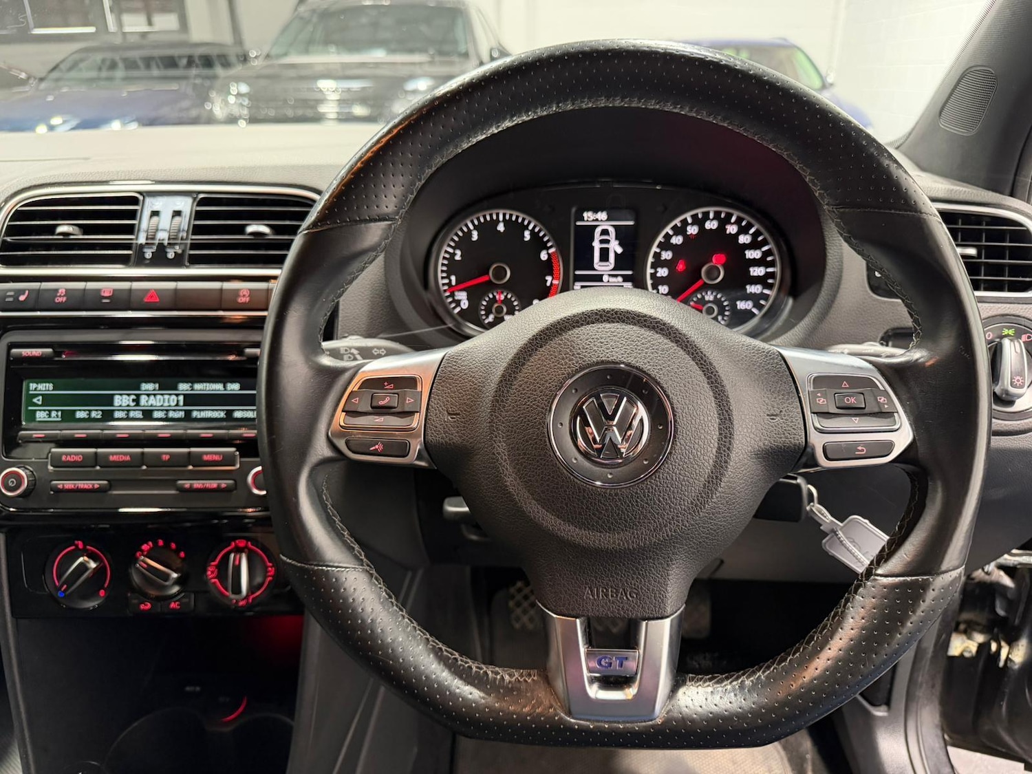 Used Volkswagen Polo 2013 for sale - 77992956: Photo 32