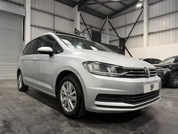 Used Volkswagen Touran 2020 for sale - 79092646: Photo