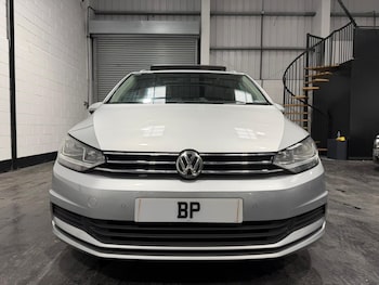 Used Volkswagen Touran 2020 for sale - 79092646: Photo