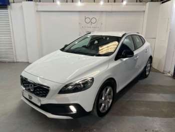 Used Volvo V40 Cross Country 2015 for sale - 74965303: Photo