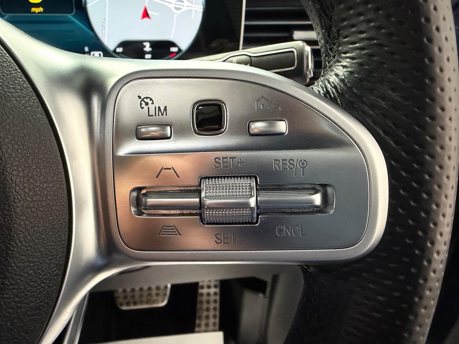 Used Mercedes-Benz GLE 2021 for sale - 77925122: Photo 37