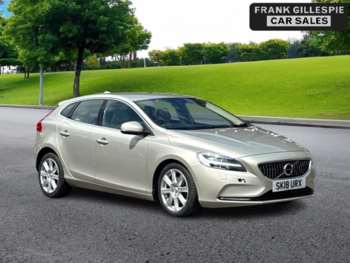 Used Volvo V40 2018 for sale - 74964640: Photo