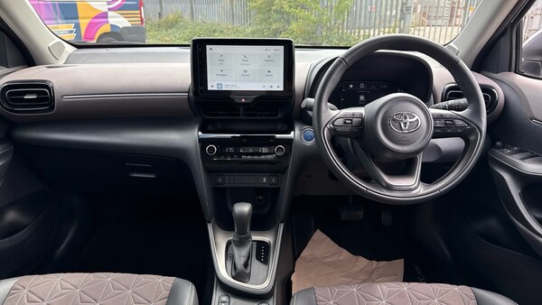 Used Toyota Yaris Cross 2023 for sale - 75638472: Photo 10